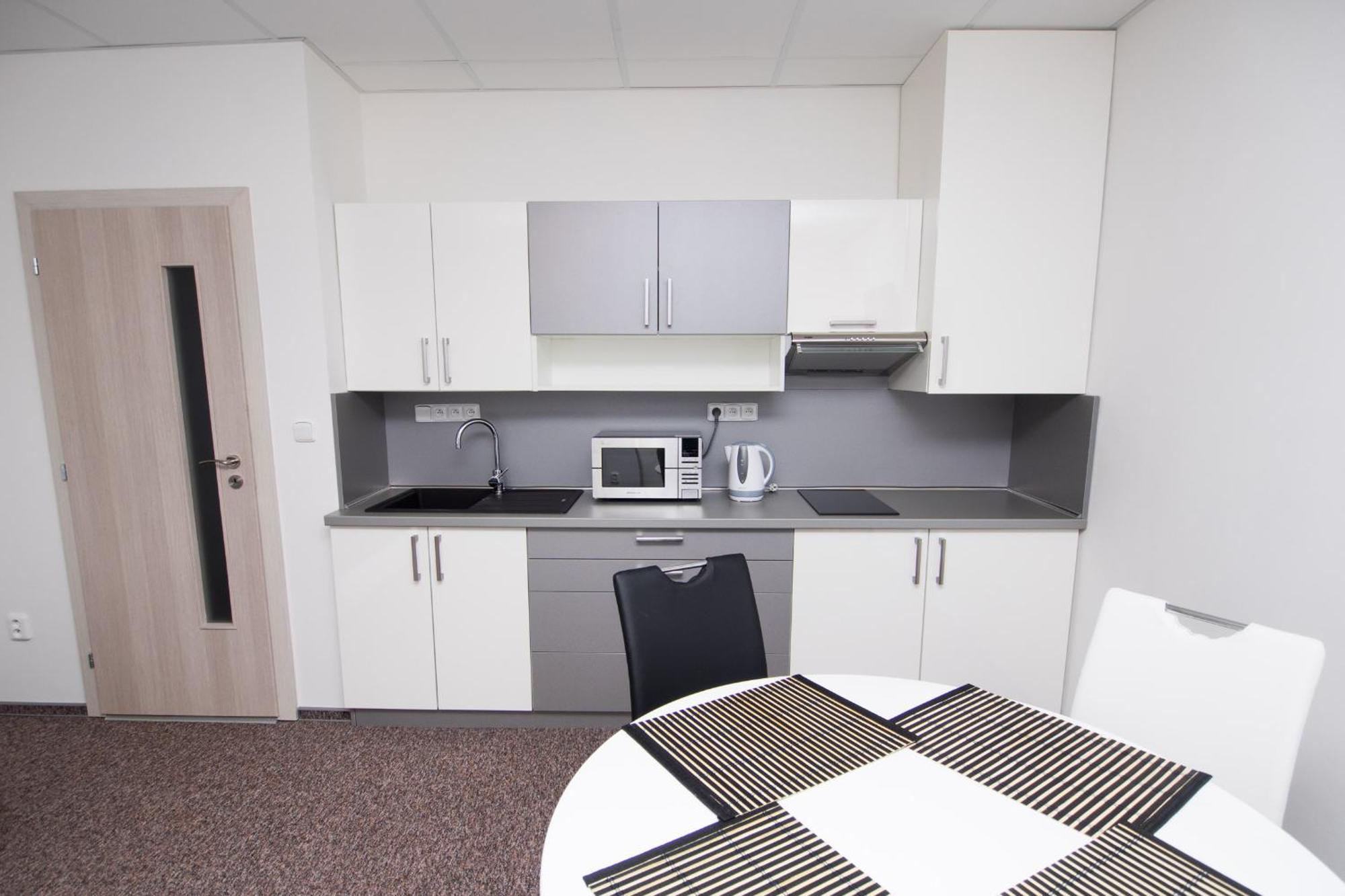Apartmany Anna Nicole Karlovy Vary Esterno foto